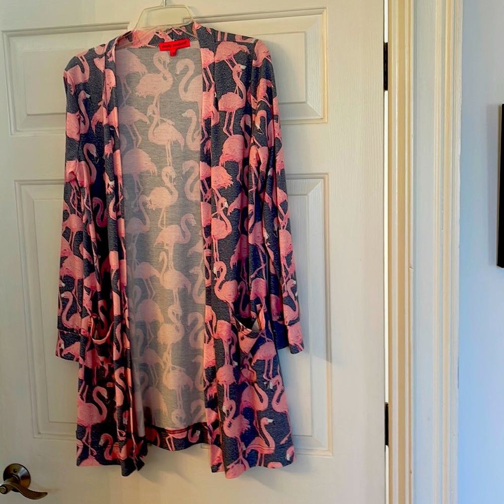 Cute kimono with pink flamingos on light gray background.